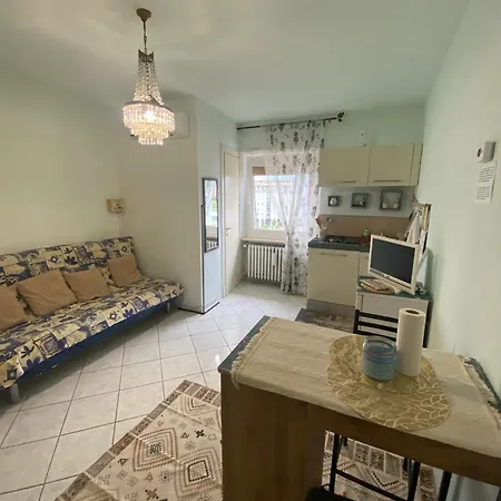 Lella Zona Corso Bagni 公寓 阿奎泰尔梅