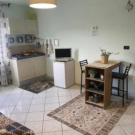 Lella Zona Corso Bagni *